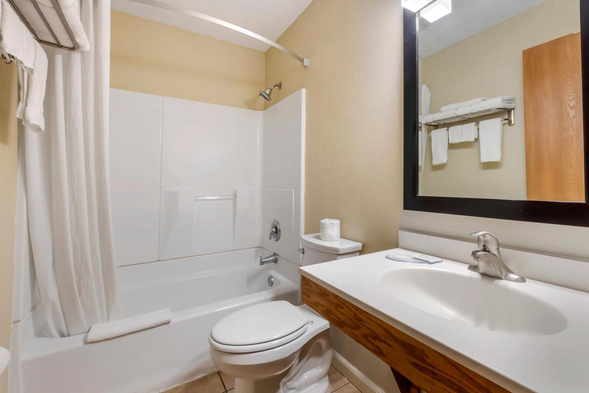 Harmony Inn New Ulm Экстерьер фото