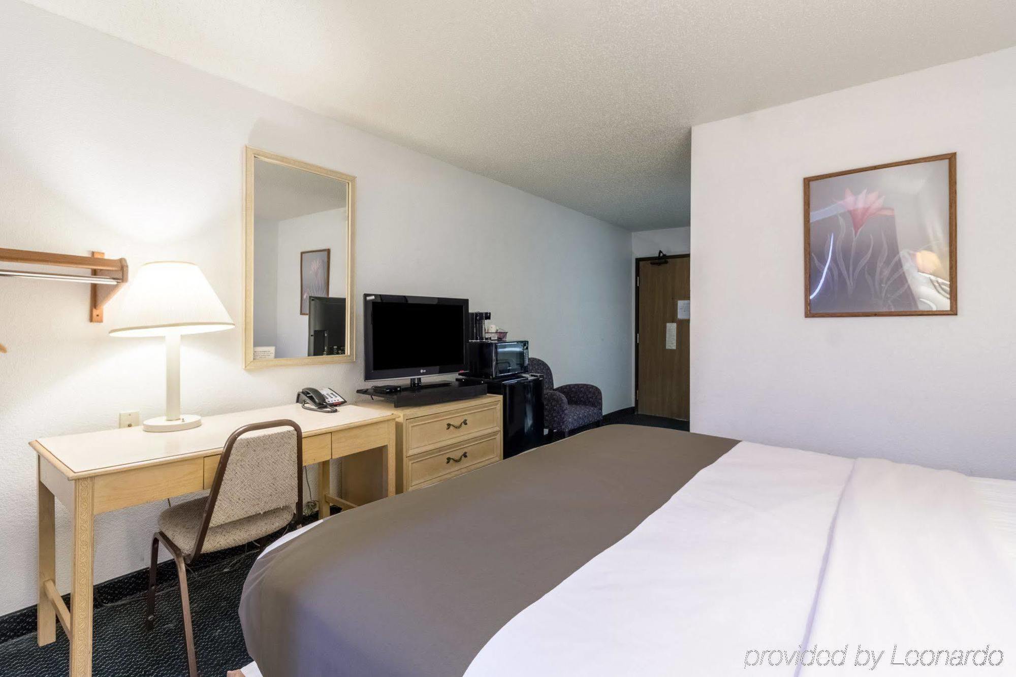 Harmony Inn New Ulm Экстерьер фото