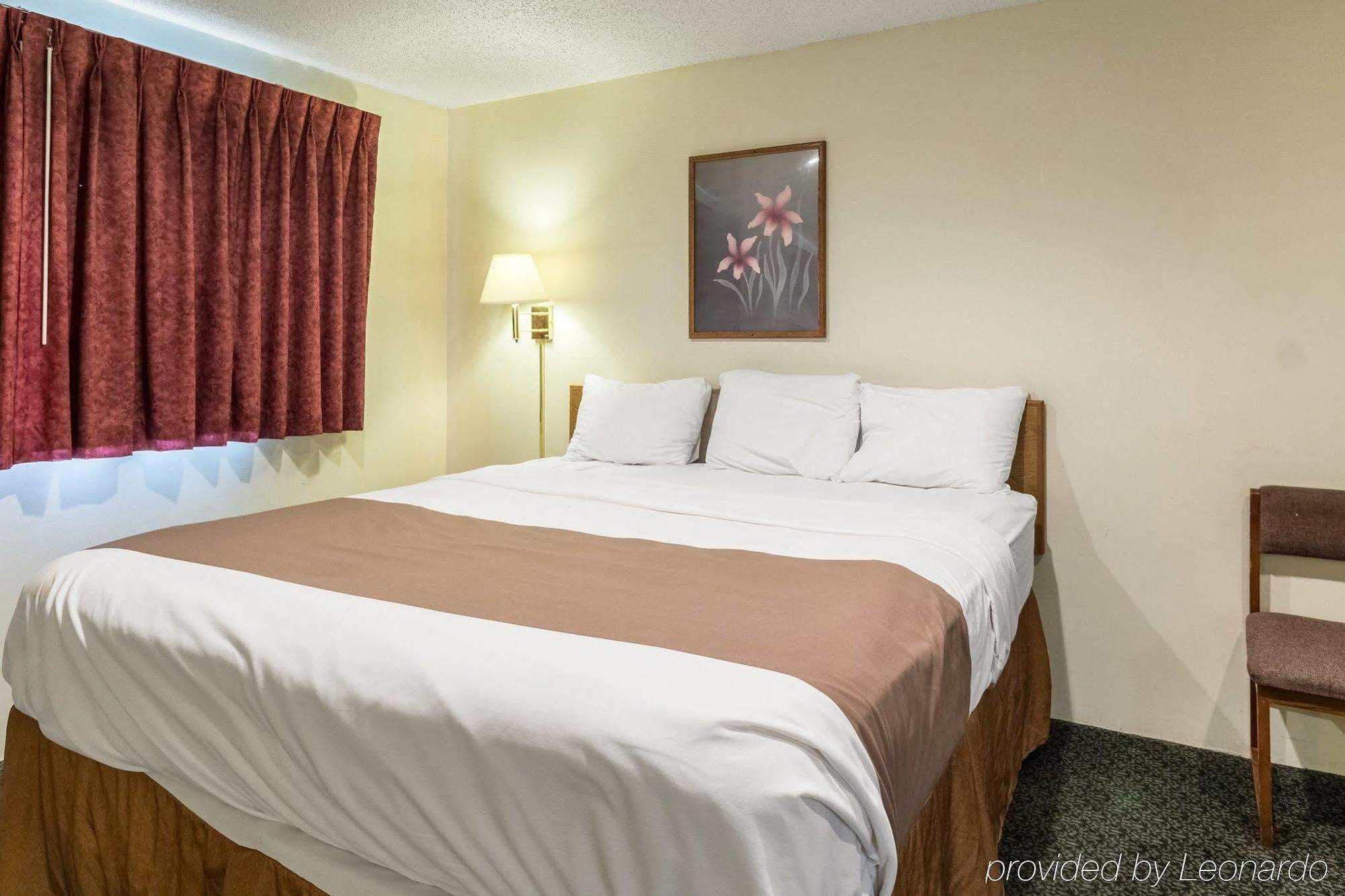 Harmony Inn New Ulm Экстерьер фото